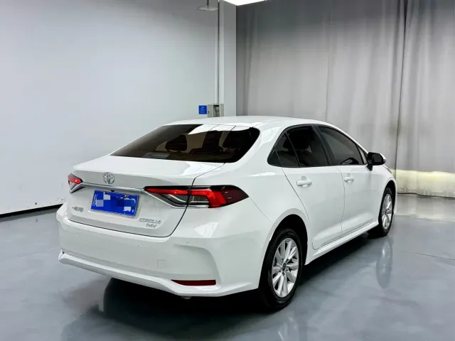 Toyota Corolla — Фото автомобиля 16