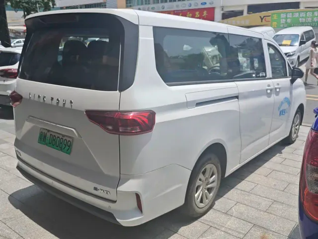 Link Tour Auto Lingtu E-M8 — Фото автомобиля 4