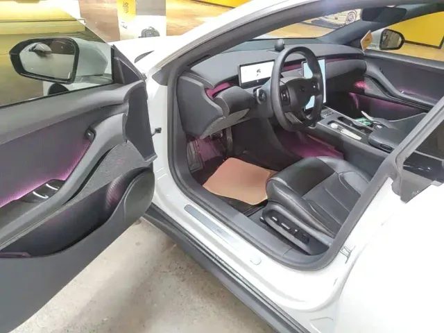 Nio ET5 Touring — Фото автомобиля 15