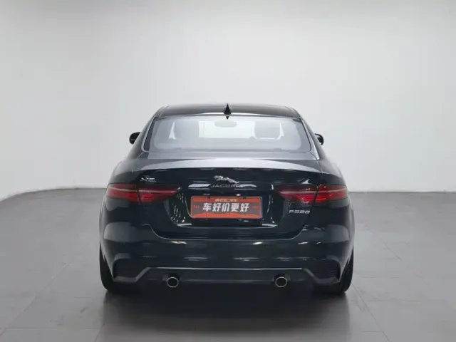 Jaguar XEL — Фото автомобиля 4