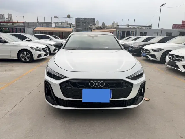 Фотография автомобиля — Audi A5L