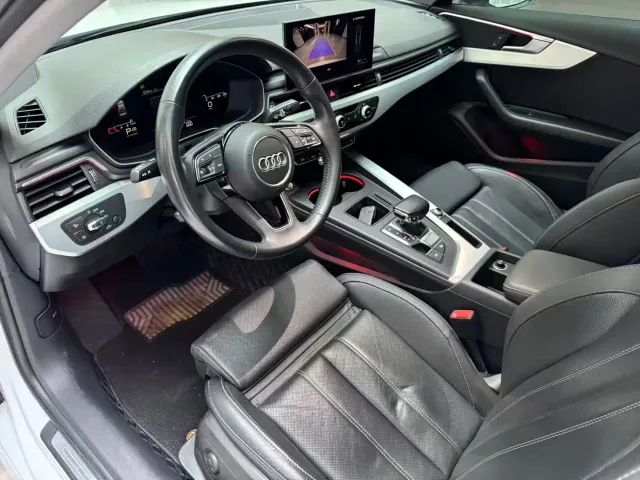 Audi A4L — Фото автомобиля 11