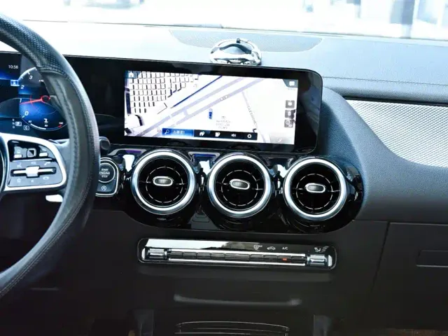 Mercedes-Benz GLA-Class — Фото автомобиля 15