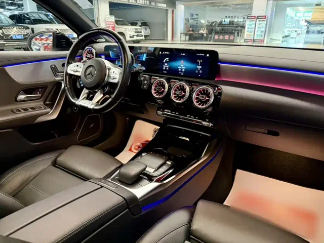 Mercedes-Benz A-Class AMG — Фото автомобиля 8