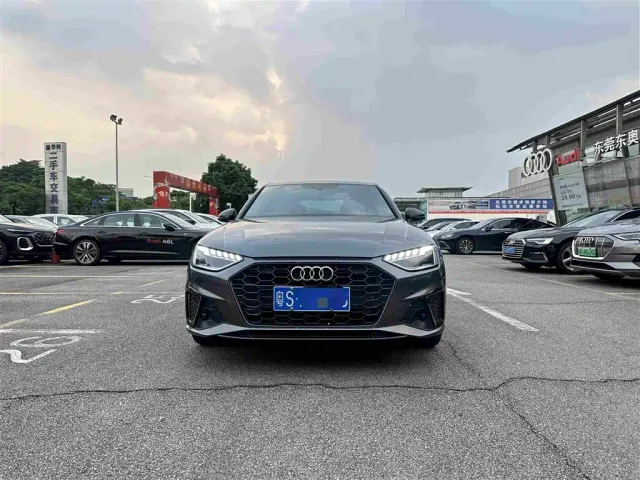 Audi A4L — Фото автомобиля 2