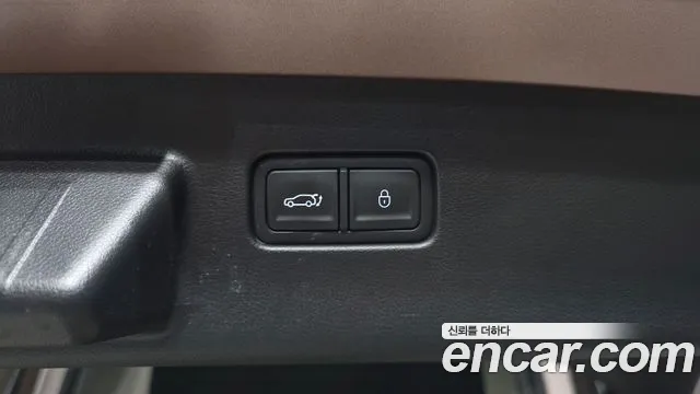 Genesis GV60 — Фото автомобиля 30
