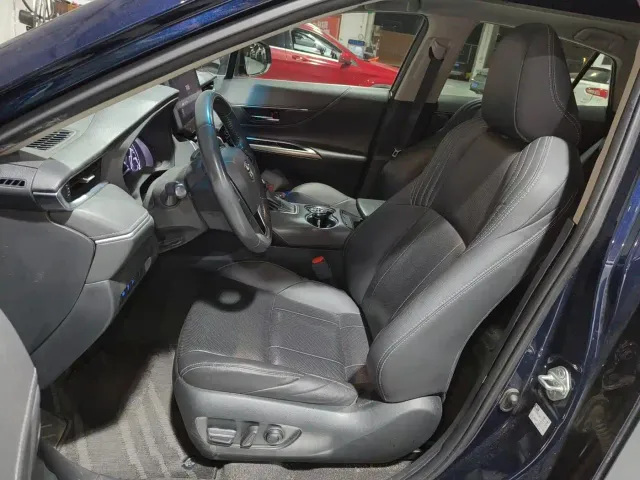 Toyota Harrier — Фото автомобиля 10