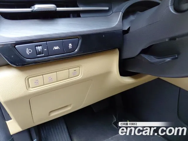 Kia Canival Carnival 4 поколение 9 мест Prestige — Фото автомобиля 26