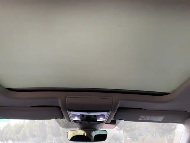 Volkswagen Passat — Фото автомобиля 8