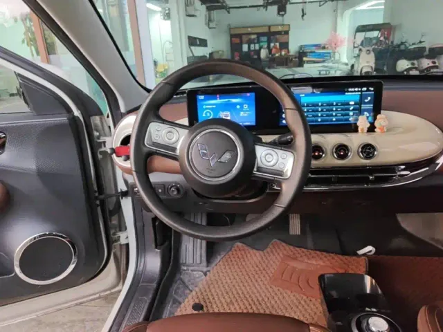 Wuling Bingo — Фото автомобиля 10