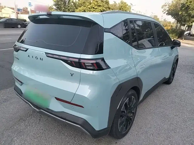 GAC Aion Y — Фото автомобиля 6