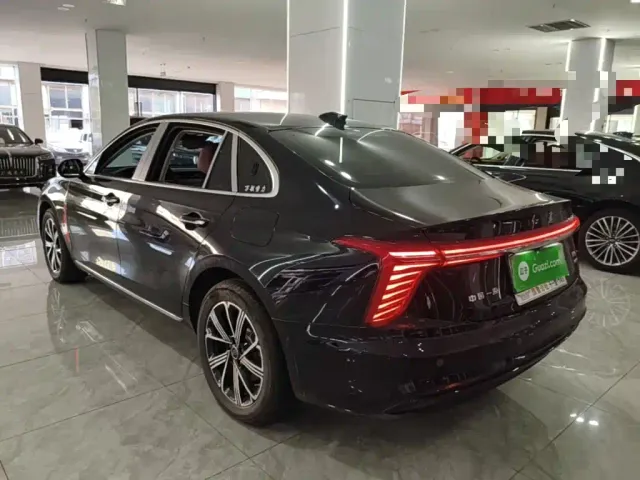 Hongqi H5 PHEV — Фото автомобиля 4
