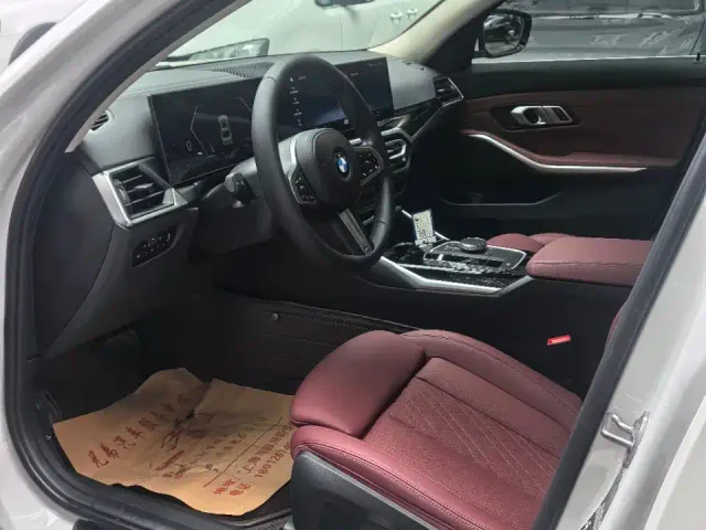 BMW 3 Series — Фото автомобиля 9