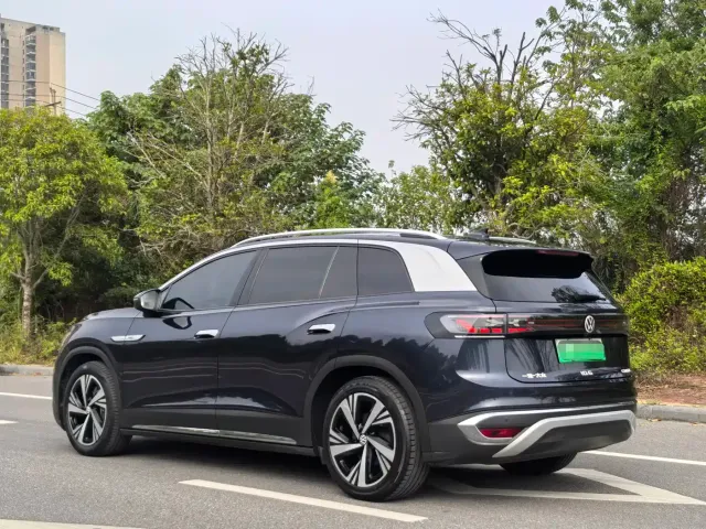 Volkswagen ID.6 CROZZ 2021 Long Range PRO Version — Фото автомобиля 4