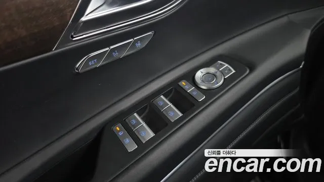 Genesis GV80 — Фото автомобиля 27