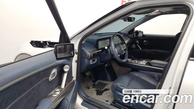 Genesis GV60 — Фото автомобиля 15