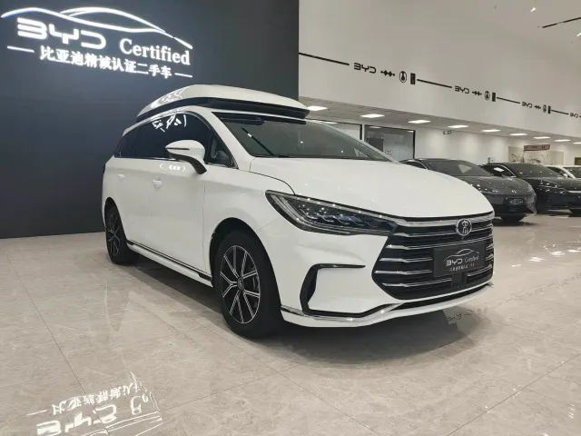 BYD Song MAX — Фото автомобиля 3