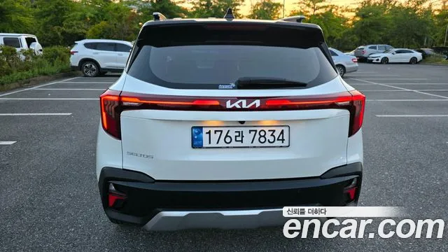 Kia Seltos Бензин 1.6 турбо 2WD — Фото автомобиля 4