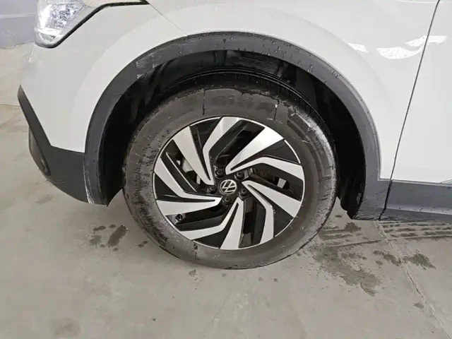 Volkswagen Tiguan L — Фото автомобиля 22