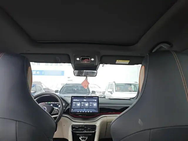 BYD Song PLUS — Фото автомобиля 17
