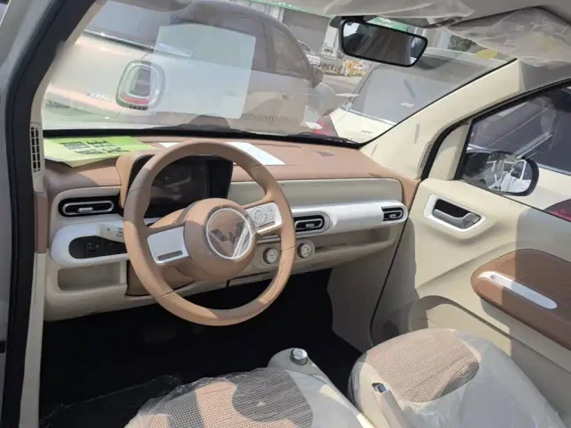 Wuling Hongguang Mini EV — Фото автомобиля 9