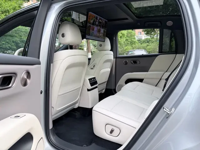Li Auto i6 — Фото автомобиля 5