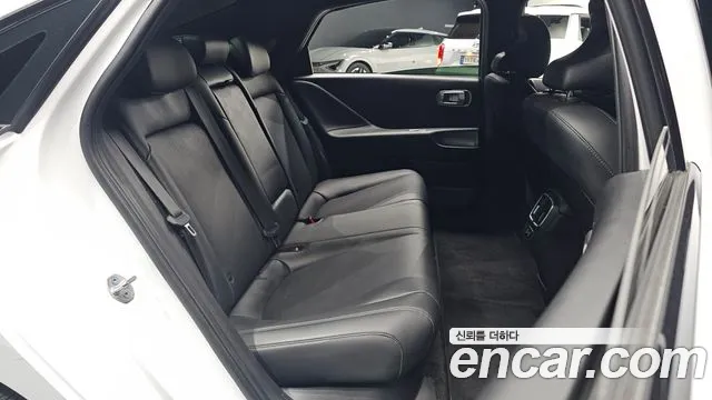 Hyundai Ioniq6 — Фото автомобиля 11