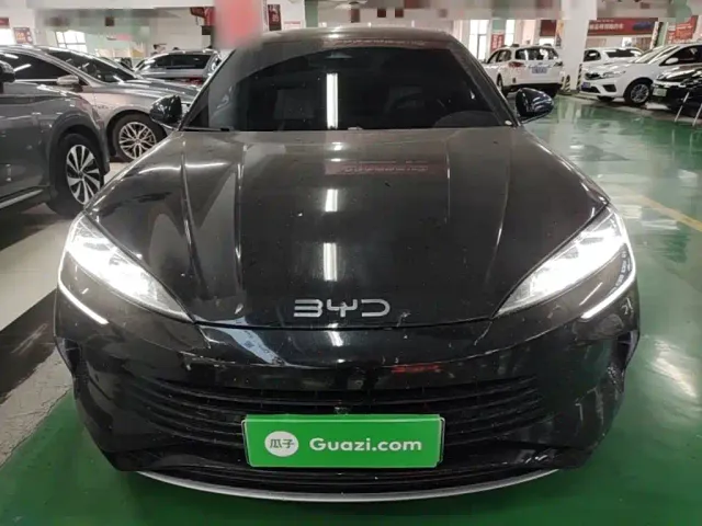 BYD Seal — Фото автомобиля 2