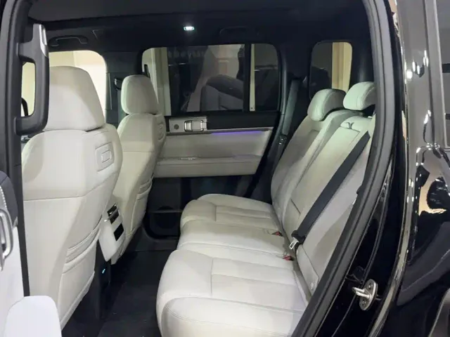 BYD FangChengBao Titanium 7 — Фото автомобиля 10