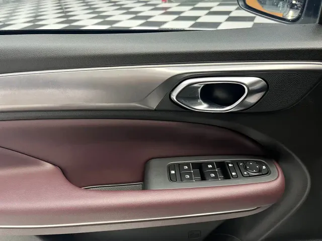 GAC Trumpchi M6 — Фото автомобиля 13