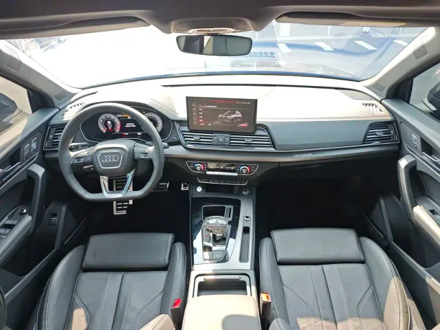 Audi Q5L — Фото автомобиля 7
