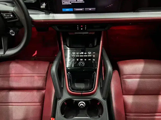 Porsche Cayenne 2024 Cayenne 3.0T — Фото автомобиля 7