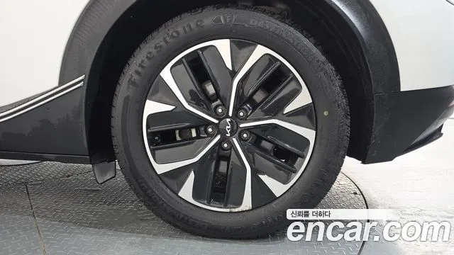 Kia EV6 Long Range — Фото автомобиля 20