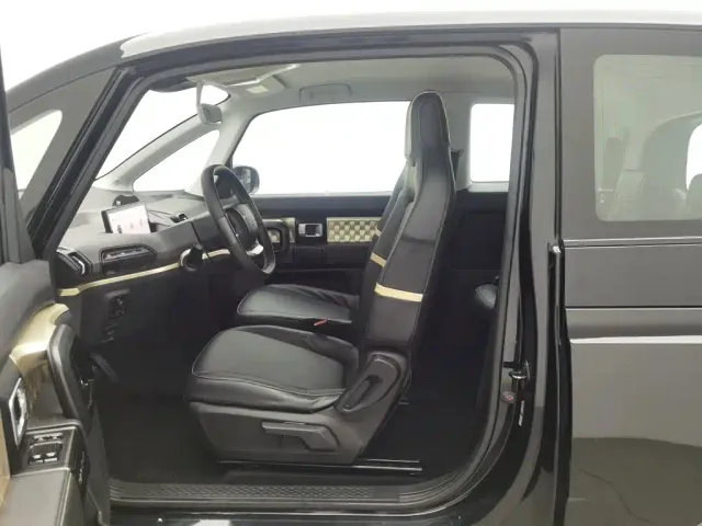 Baojun KiWi EV — Фото автомобиля 10