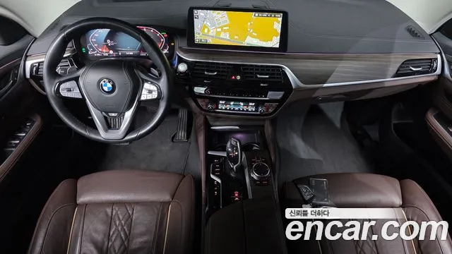 BMW Gran Turismo — Фото автомобиля 7