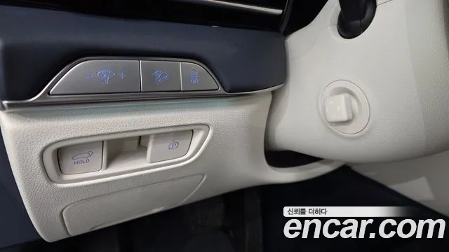 Genesis GV80 — Фото автомобиля 17