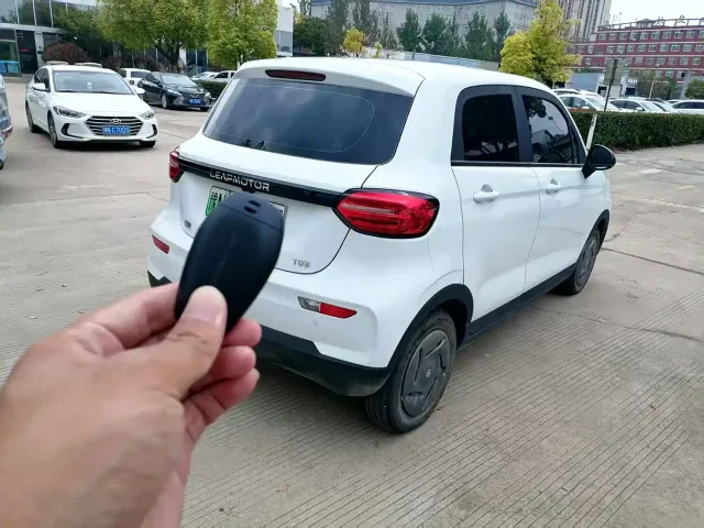 Leapmotor T03 — Фото автомобиля 4