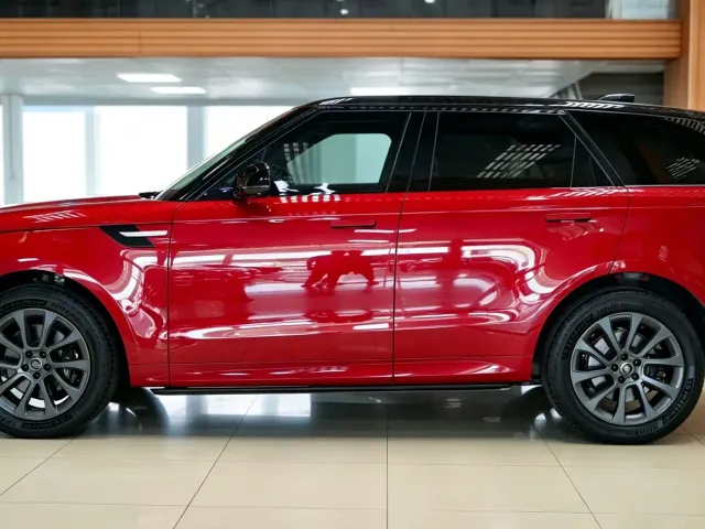 Land Rover Range Rover Sport — Фото автомобиля 3