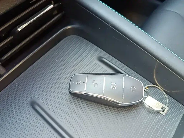 BYD Seal 06 — Фото автомобиля 8