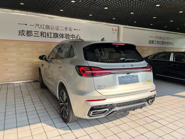 Hongqi HS5 — Фото автомобиля 3
