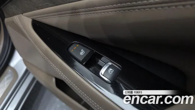 Kia K8 Hybrid — Фото автомобиля 25