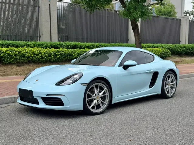 Фотография автомобиля — Porsche 718