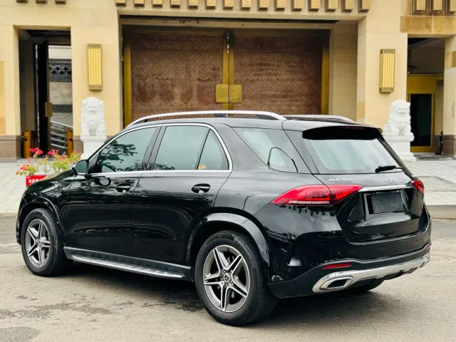 Mercedes-Benz GLE-Class — Фото автомобиля 16