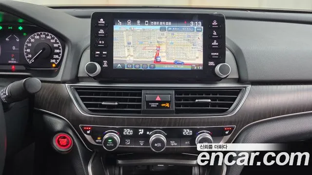 Honda Accord Accord 10 поколение 1.5 Turbo — Фото автомобиля 12