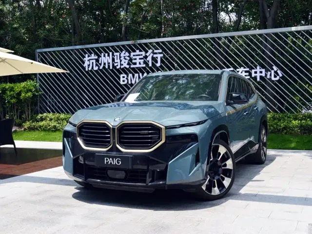 Фотография автомобиля — BMW XM