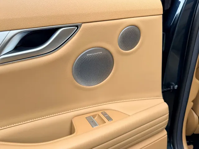 Genesis G80 — Фото автомобиля 10