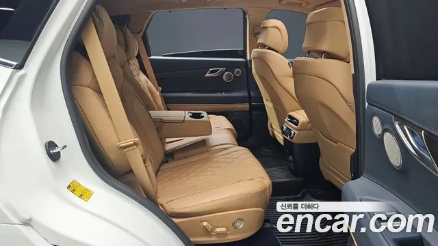 Genesis GV80 — Фото автомобиля 11