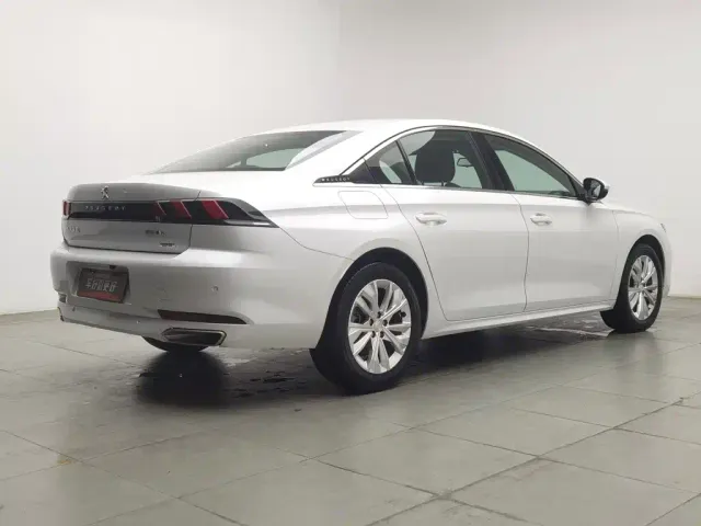 Peugeot 508 — Фото автомобиля 2
