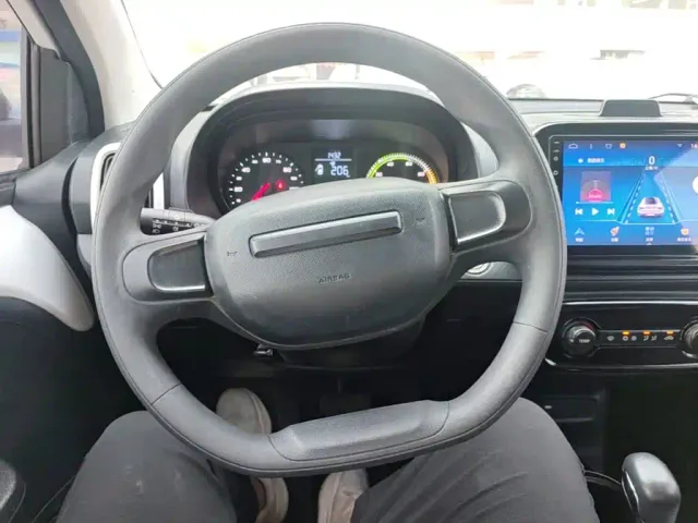 Roewe Clever — Фото автомобиля 10