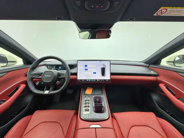 Xiaomi SU7 — Фото автомобиля 15